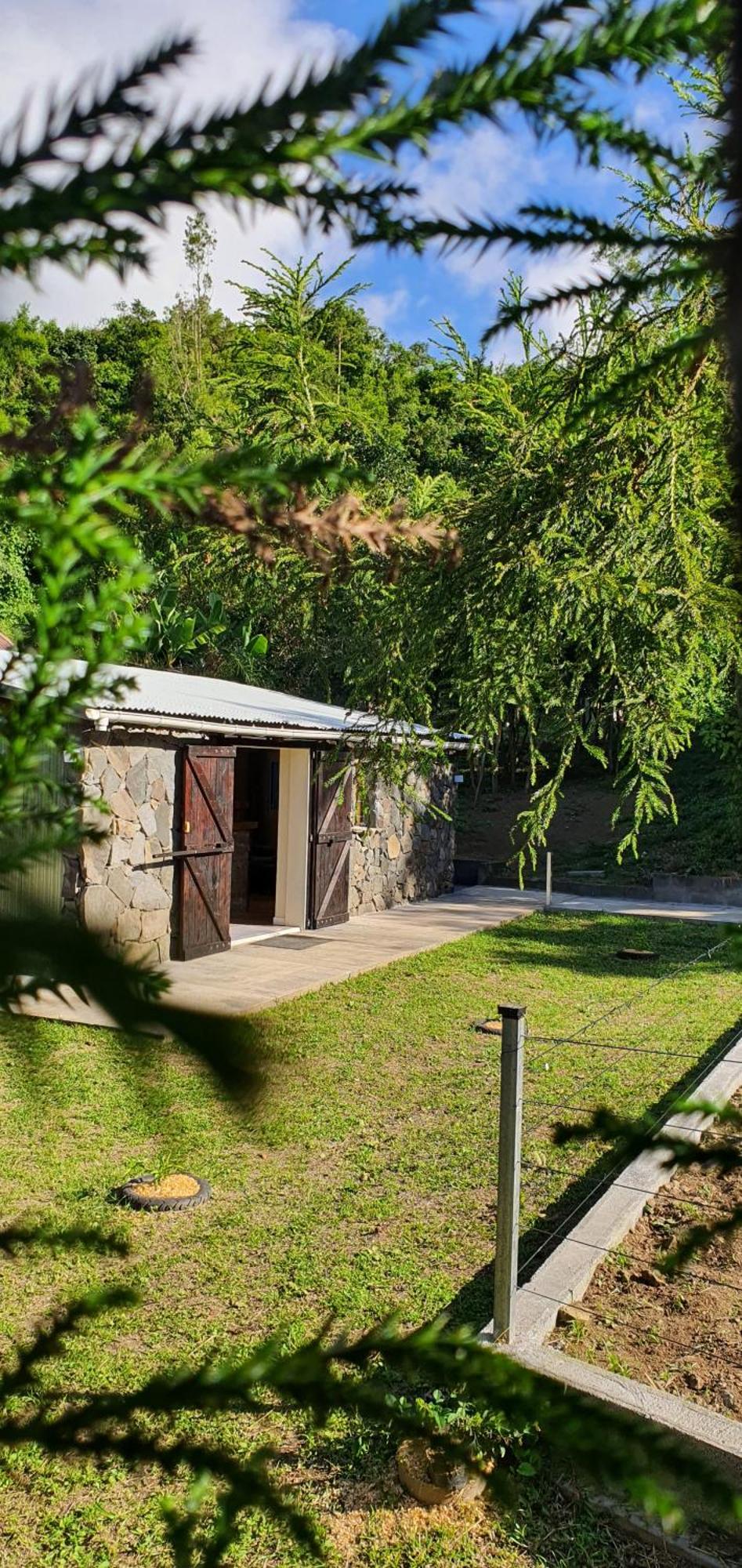 Ananas Coco Bed & Breakfast Salazie Bagian luar foto